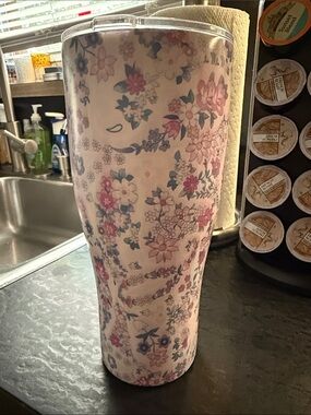 Vera Bradley tumblr cup